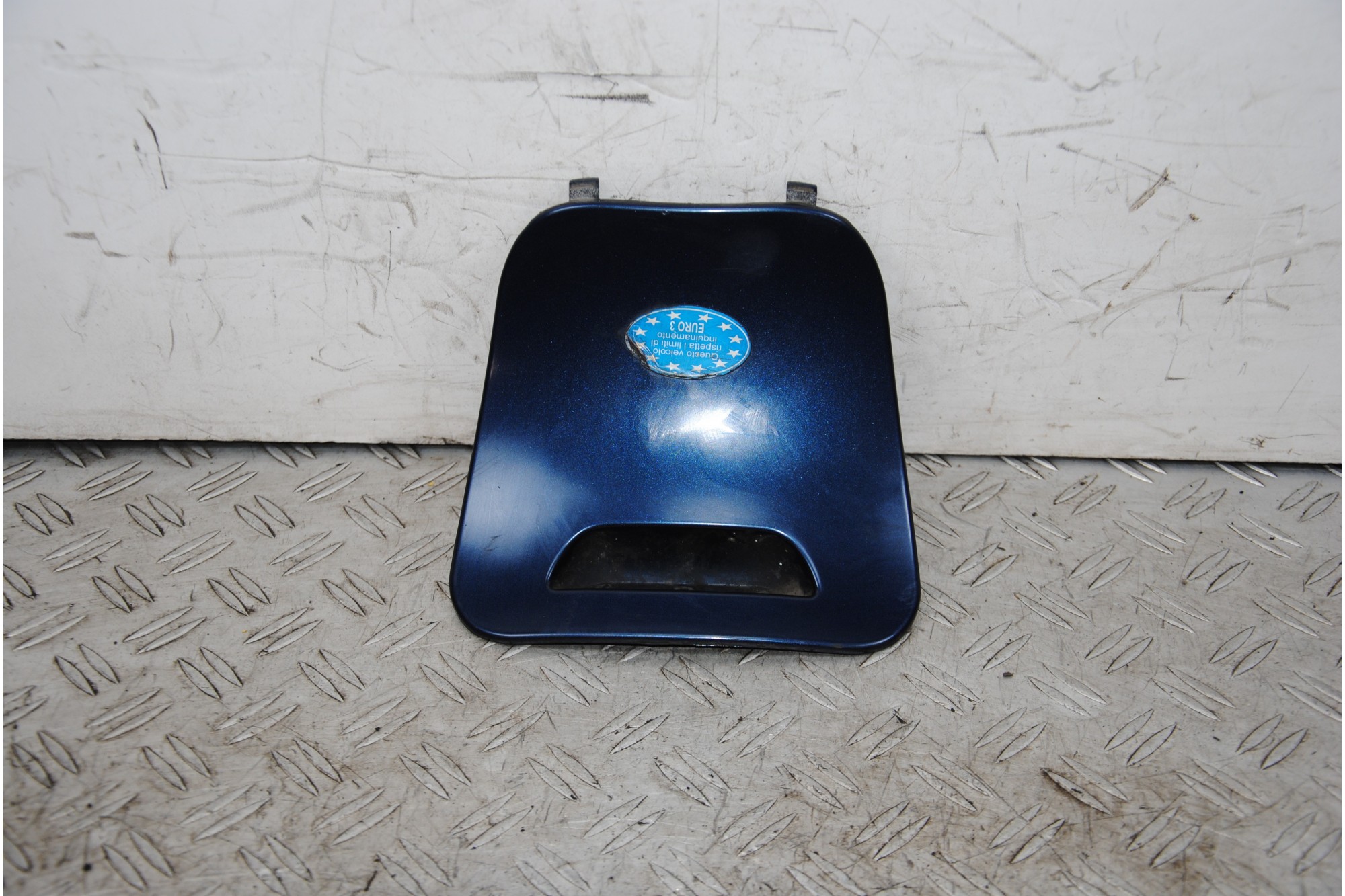 Carena Tappo Ispezione Piaggio Vespa Lx 125 / 150 Dal 2005 al 2011  1668678573265