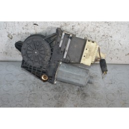 Motorino alzacristallo anteriore DX Skoda Octavia Dal 1996 al 2004 Cod 0130821731  1668760663515