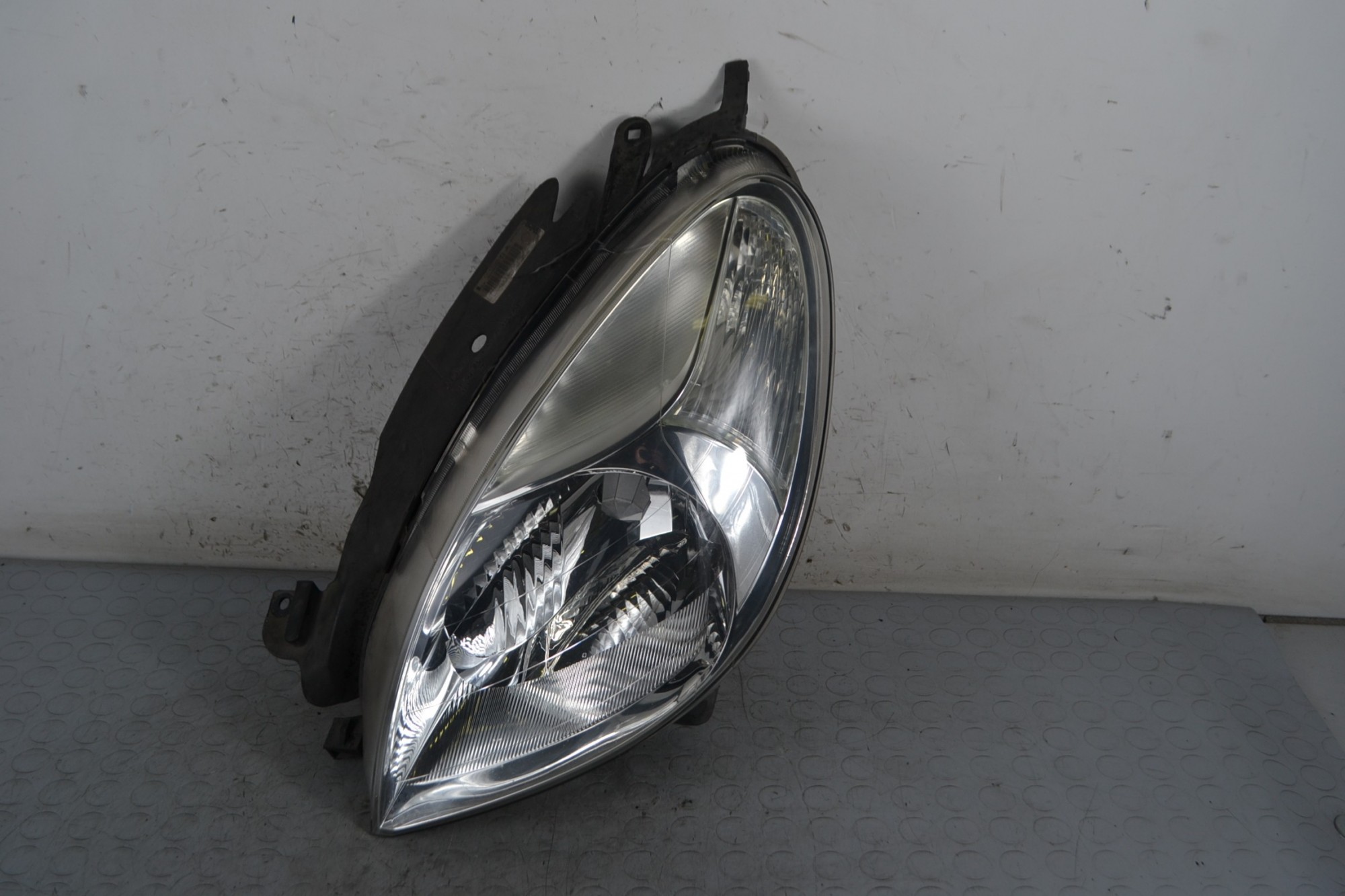 Faro Anteriore SX Citroen Xsara Picasso dal 1999 al 2012 Cod 89310170  1669634354256
