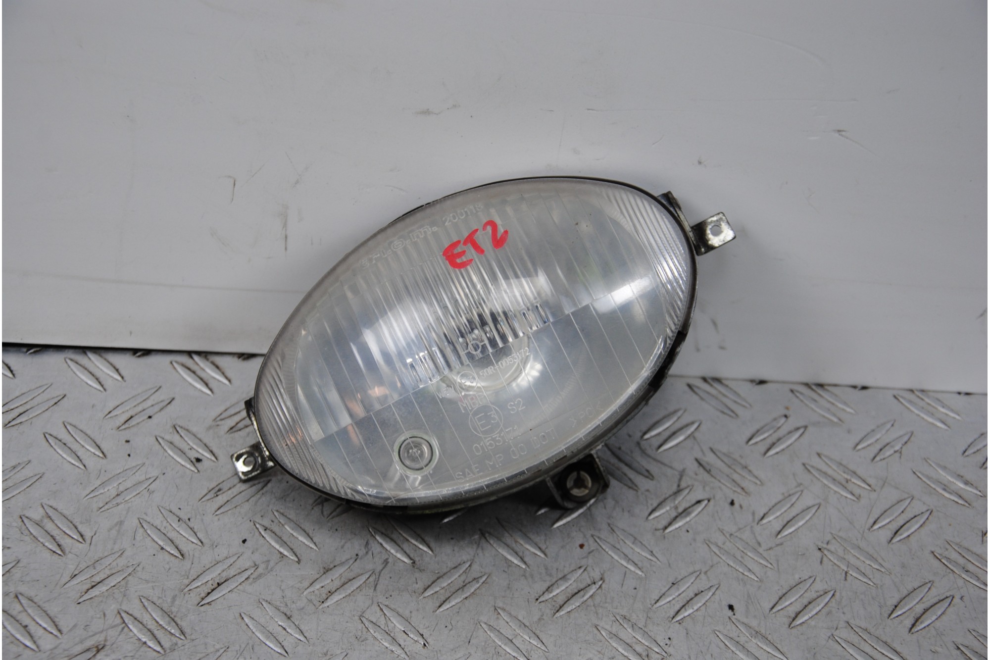 Faro Fanale Anteriore Piaggio Vespa 50 ET2/ET4 Dal 1996 Al 2006  1669647866111