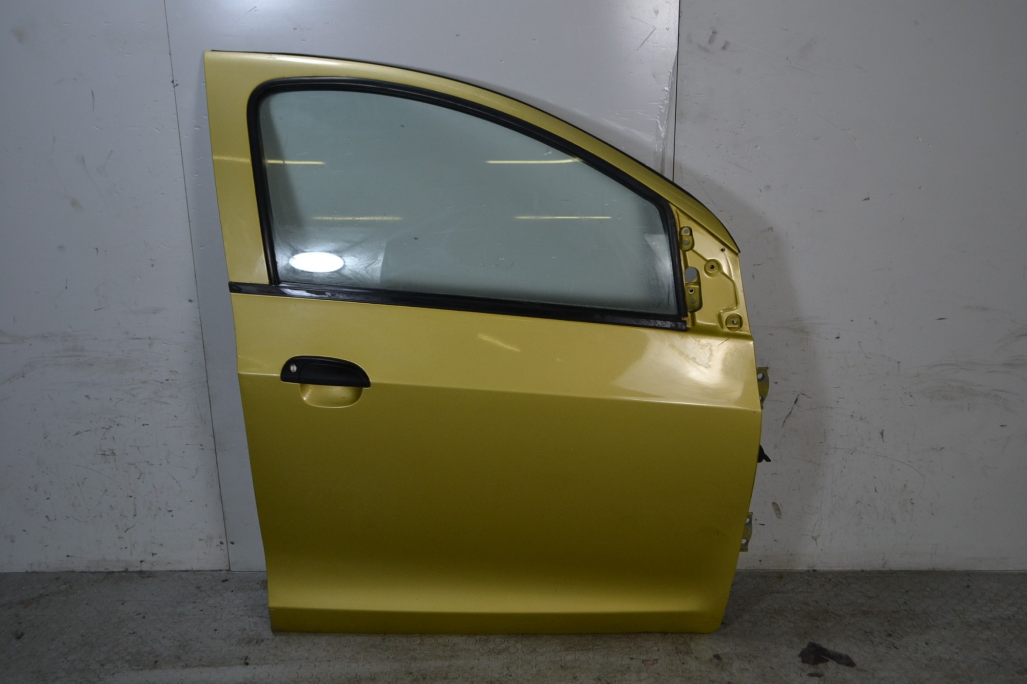 Portiera sportello anteriore DX Dr 1 Dal 2009 al 2013 Colore giallo  1669712025399