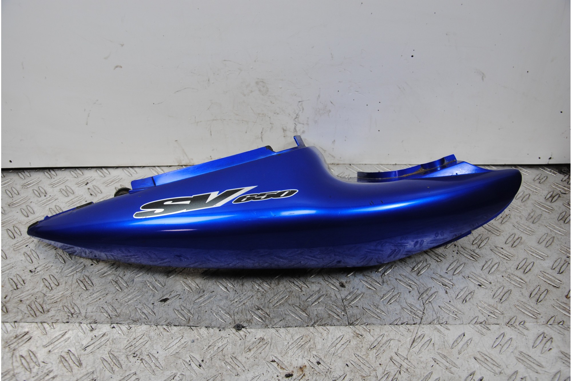 Carena Fianchetto Codino Laterale Posteriore Destro Suzuki SV 650 dal 2003 al 2006  1670254464584