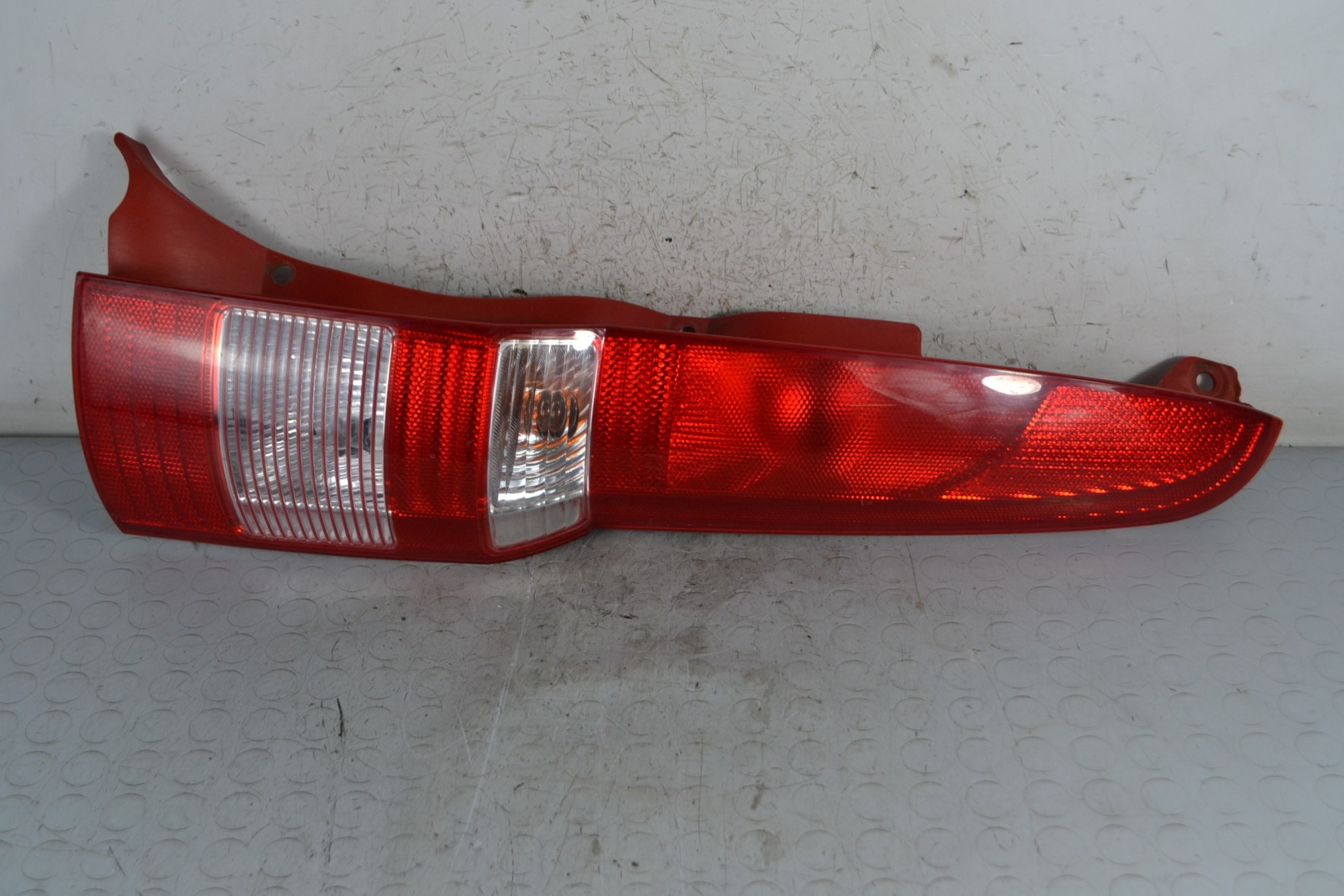 Fanale Stop Posteriore DX Fiat Panda dal 2003 al 2012 Cod 51705458  1670404369660