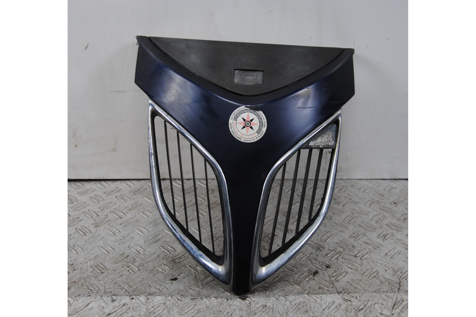 Carena Scudetto Anteriore Aprilia Sportcity 125 / 200 / 300 dal 2004 al 2008  1670845396119