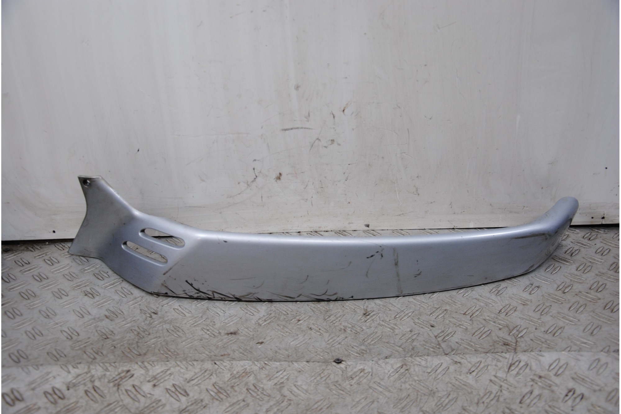 Carena Fianchetto Inferiore DX Piaggio Vespa GTS 250 Dal 2005 al 2012  1671622985052