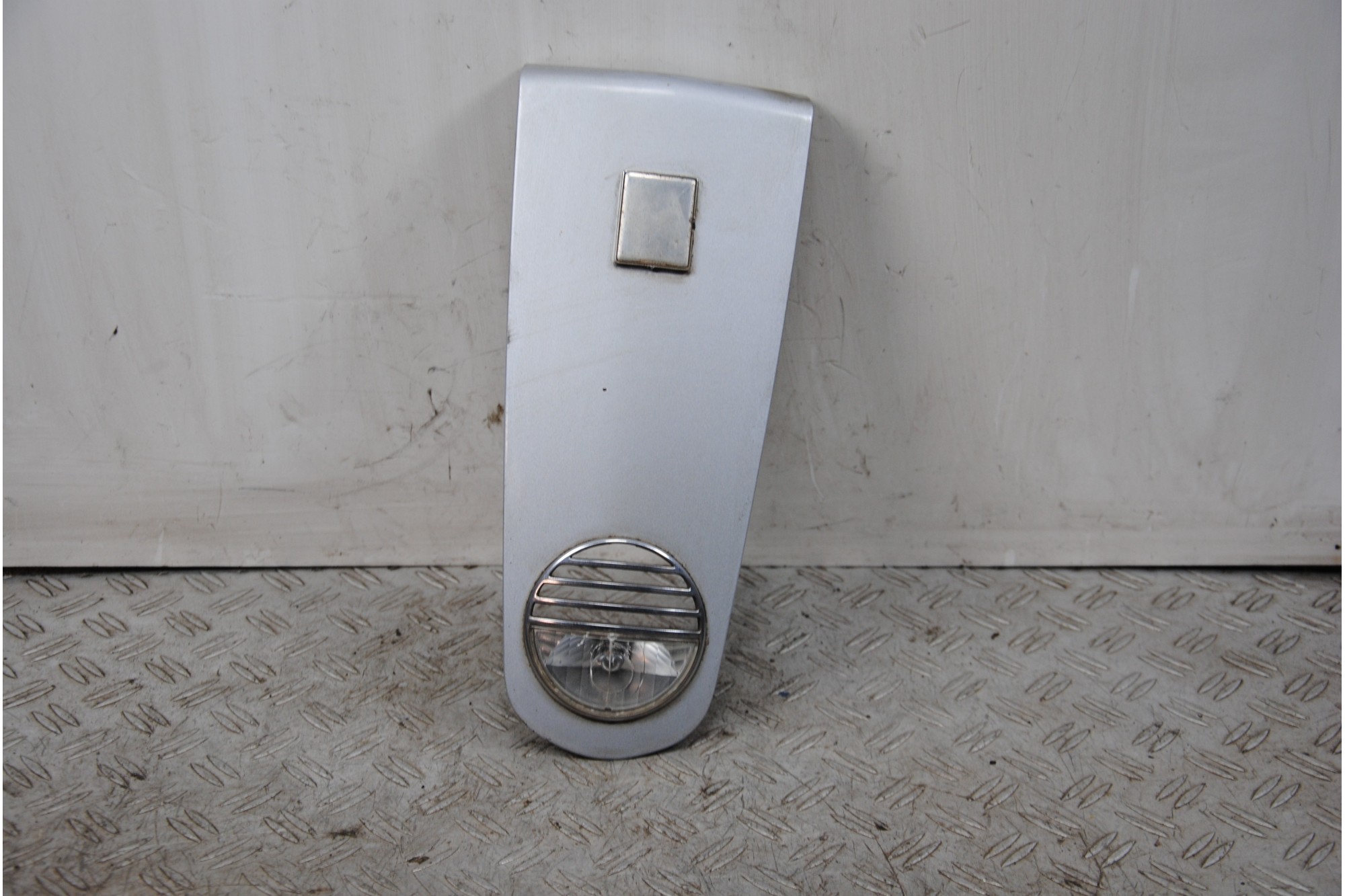 Carena Scudetto Anteriore Piaggio Vespa GTS 250 Dal 2005 al 2012  1671707624753