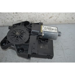 Motorino alzacristalli anteriore DX Renault Megane III Dal 2008 al 2016 Cod 807301396R  1672321023182