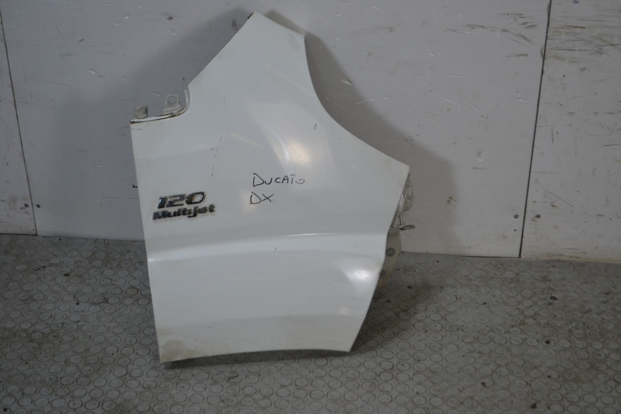 Parafango anteriore DX Fiat Ducato Dal 2006 al 2014 Bianco  1672664842884