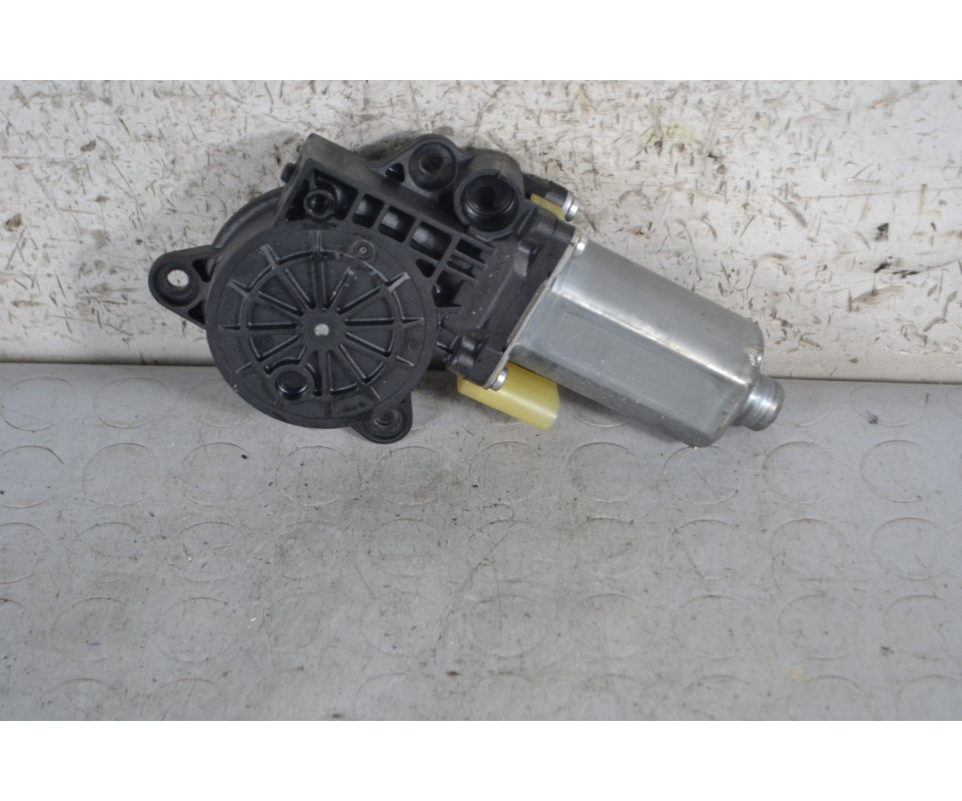 Motorino Alzzacristalli Anteriore SX Ford Fiesta V dal 2002 al 2008 Cod 0130821938  1673603979647