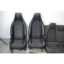 Tappezzeria completa di pannelli Mercedes Classe A W176 Dal 2012 al 2018  1674058889956