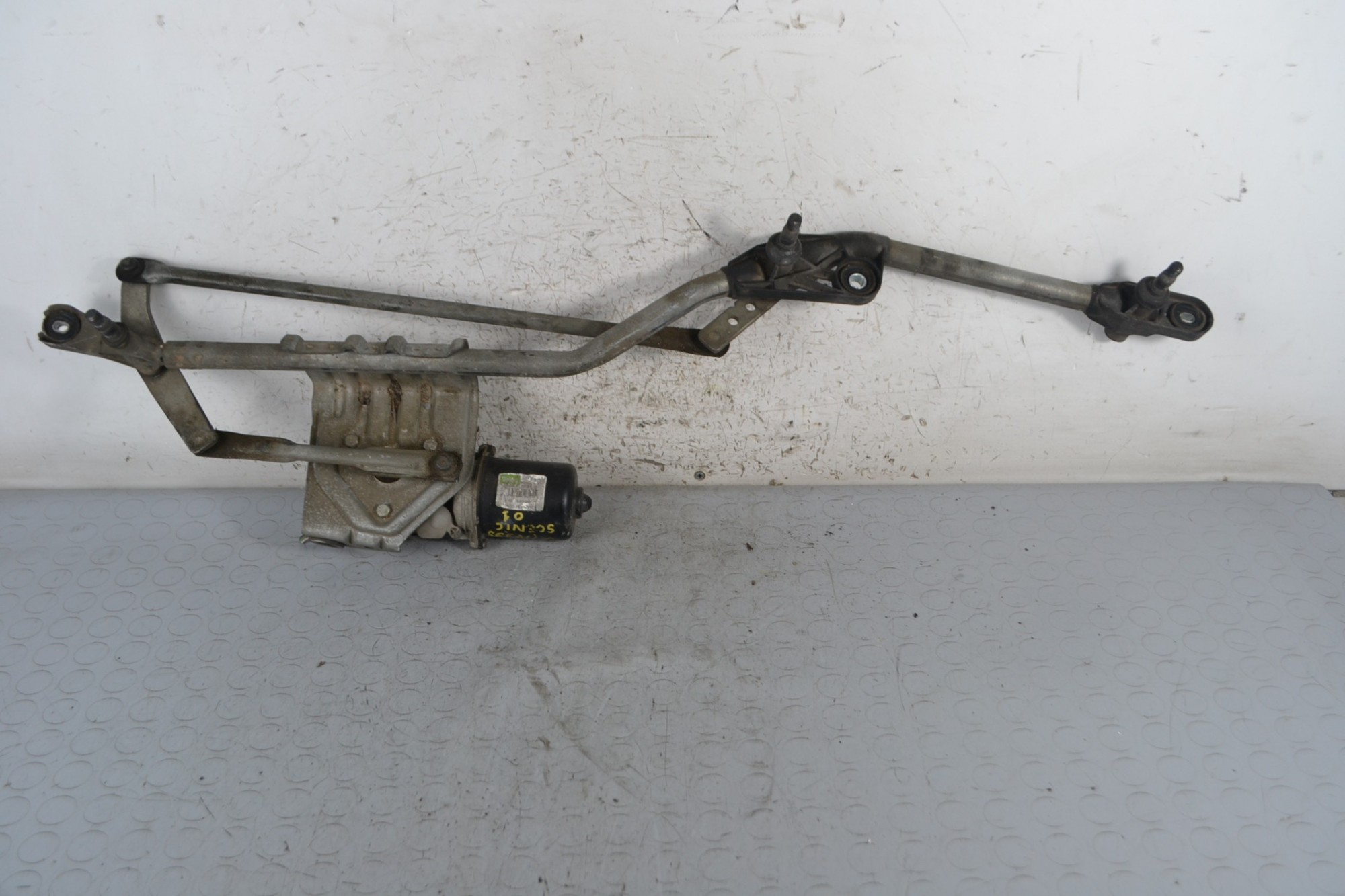 Motorino Tergicristalli Anteriore Renault Scenic II dal 2003 al 2009 Cod 8200327016-0  1674124019539