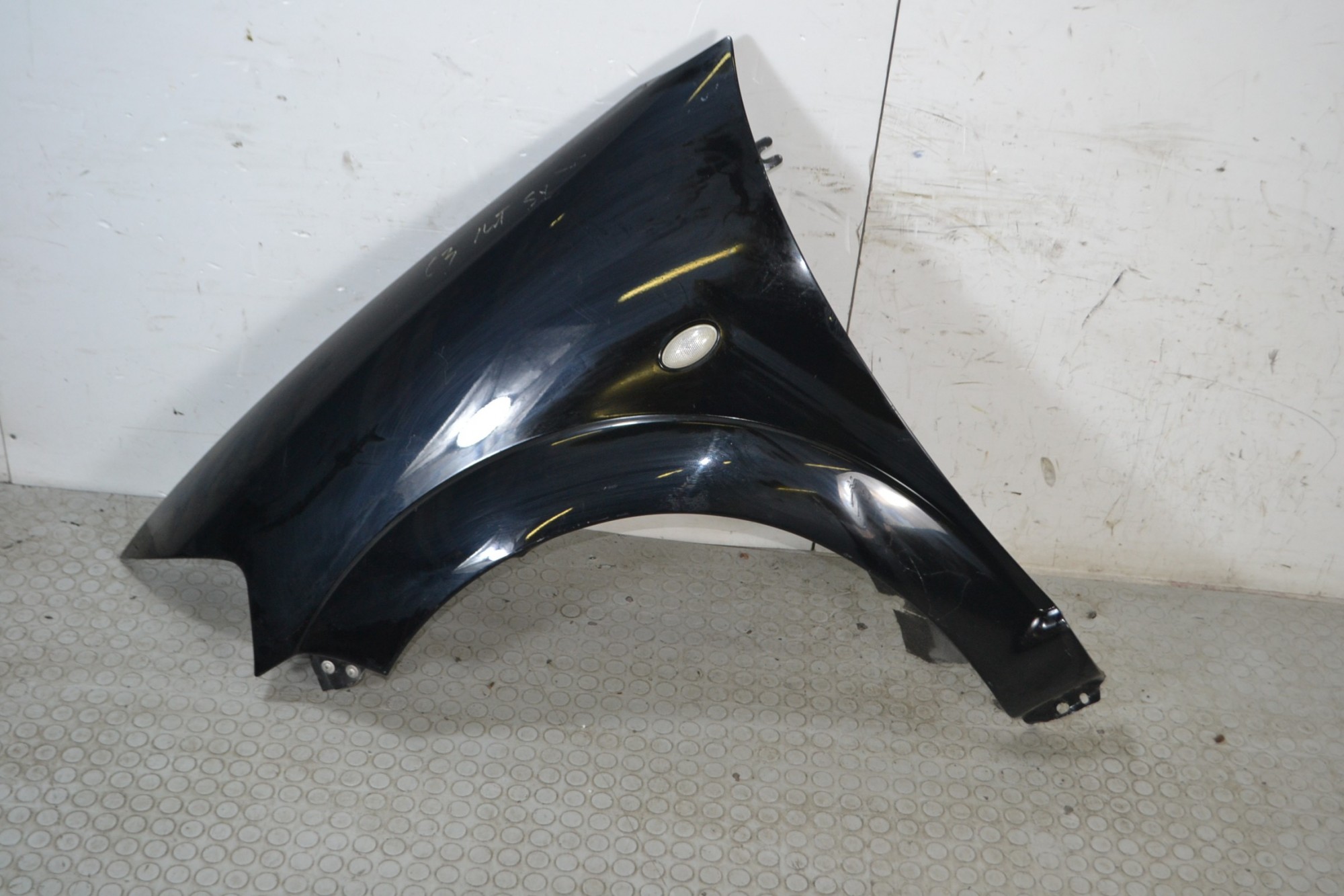Parafango anteriore SX Citroen C3 I Dal 2002 al 2009 Colore nero  1674551432727