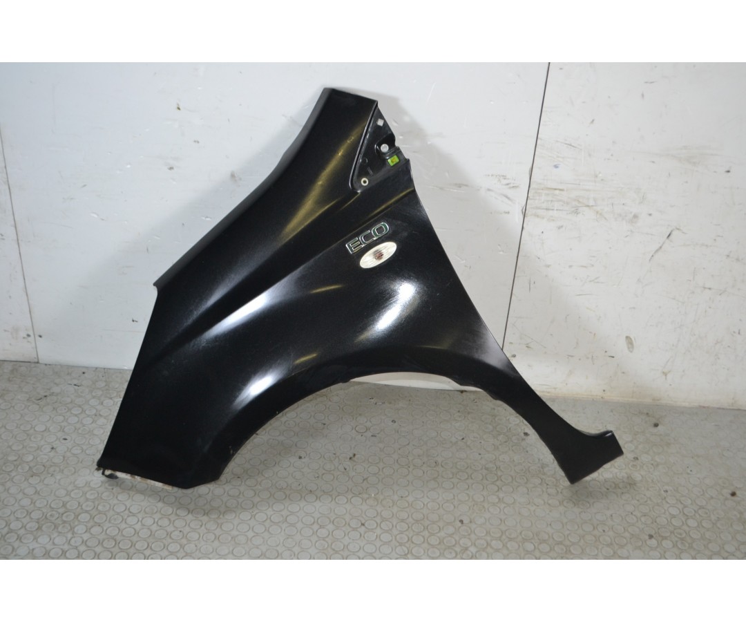 Parafango anteriore SX Nissan Note Dal 2009 al 2012 Colore nero  1674555531235