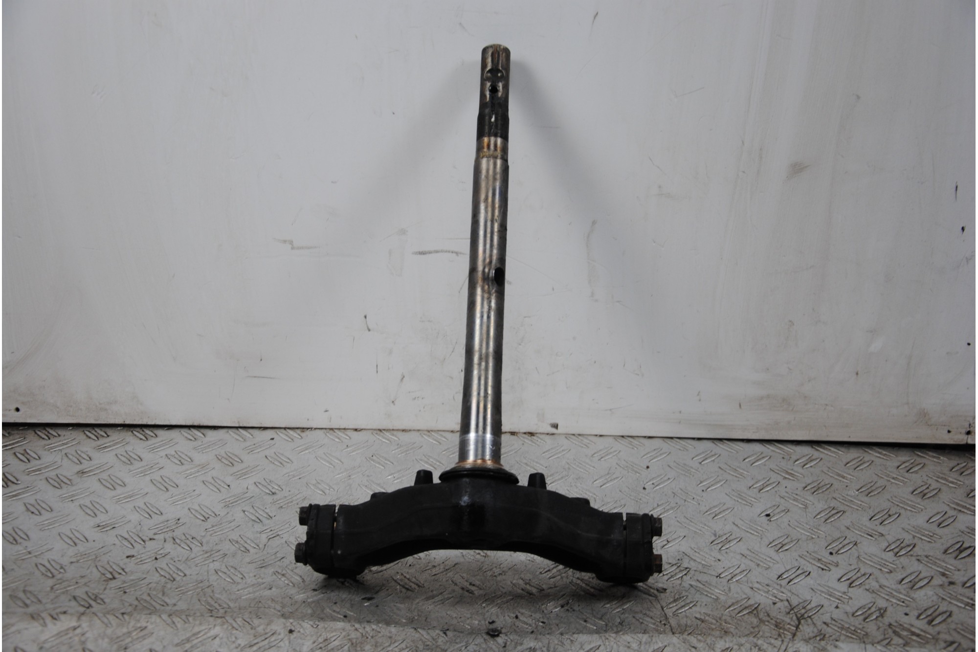 Cristo Piastra Inferiore Supporto Forcella Suzuki Burgman 150 dal 2005 al 2006  1674568117839