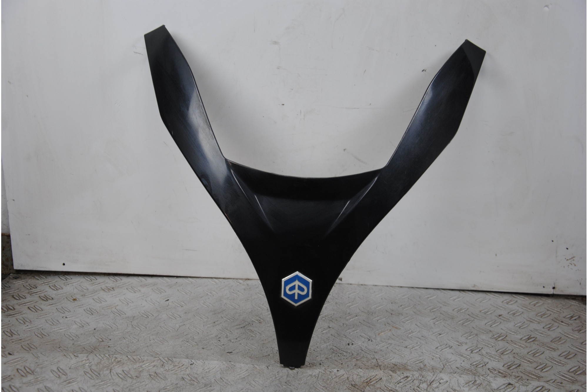 Carena Scudetto Anteriore Piaggio MP3 125 / 250 / 300 / 400 / 500 dal 2009 al 2016  1674820286198