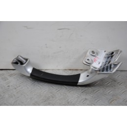 Maniglione Posteriore Destro Piaggio MP3 125 / 250 / 300 / 400 / 500 dal 2009 al 2016  1674830526482