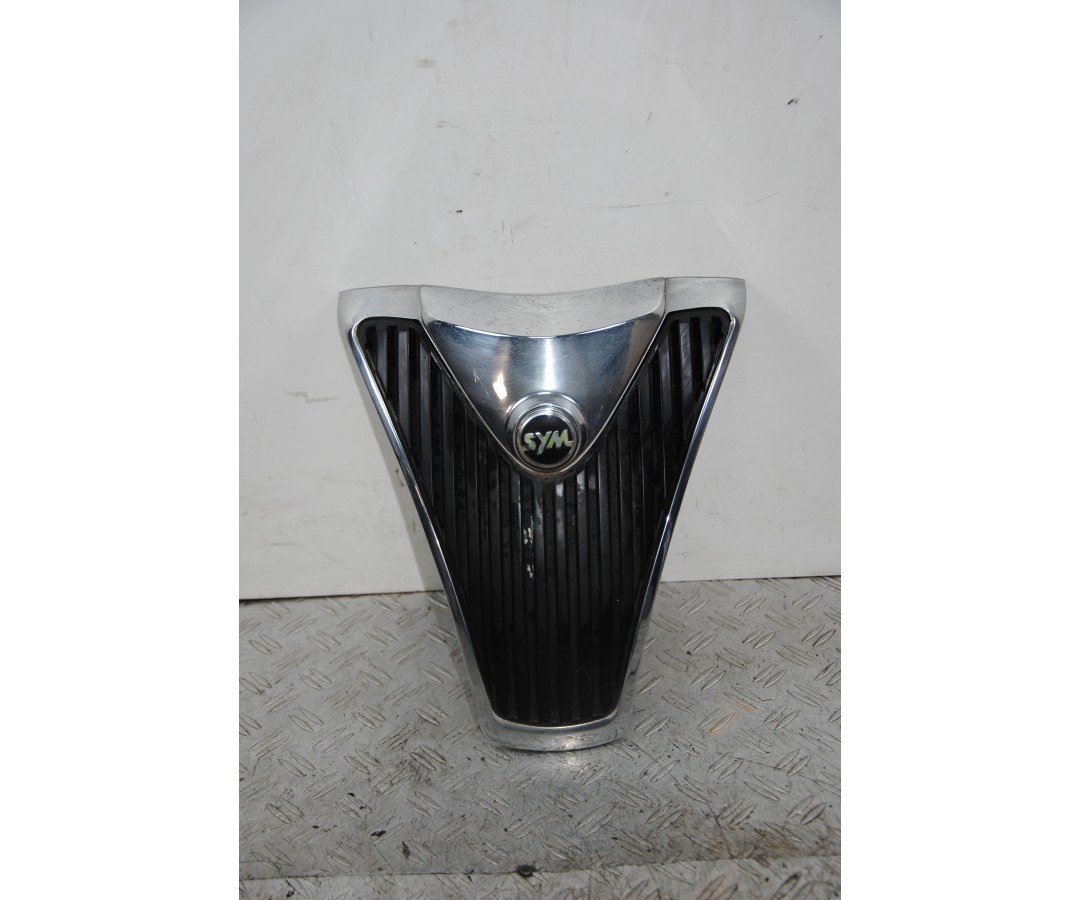 Carena Scudetto Anteriore Sym Symphony S 50 / 125 / 150 dal 2009 al 2017 1675079269703 Carena Scudetto Anteriore Sym Symphony S 50 / 125 / 150 dal 2009 al 2017 1675079269703