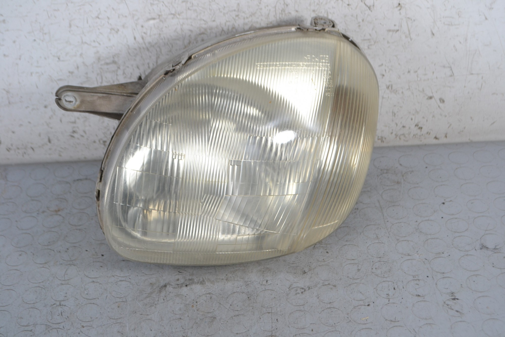 Faro Anteriore SX Hyundai Atos dal 1997 al 2003 Cod 92101-02xxx  1675181476754