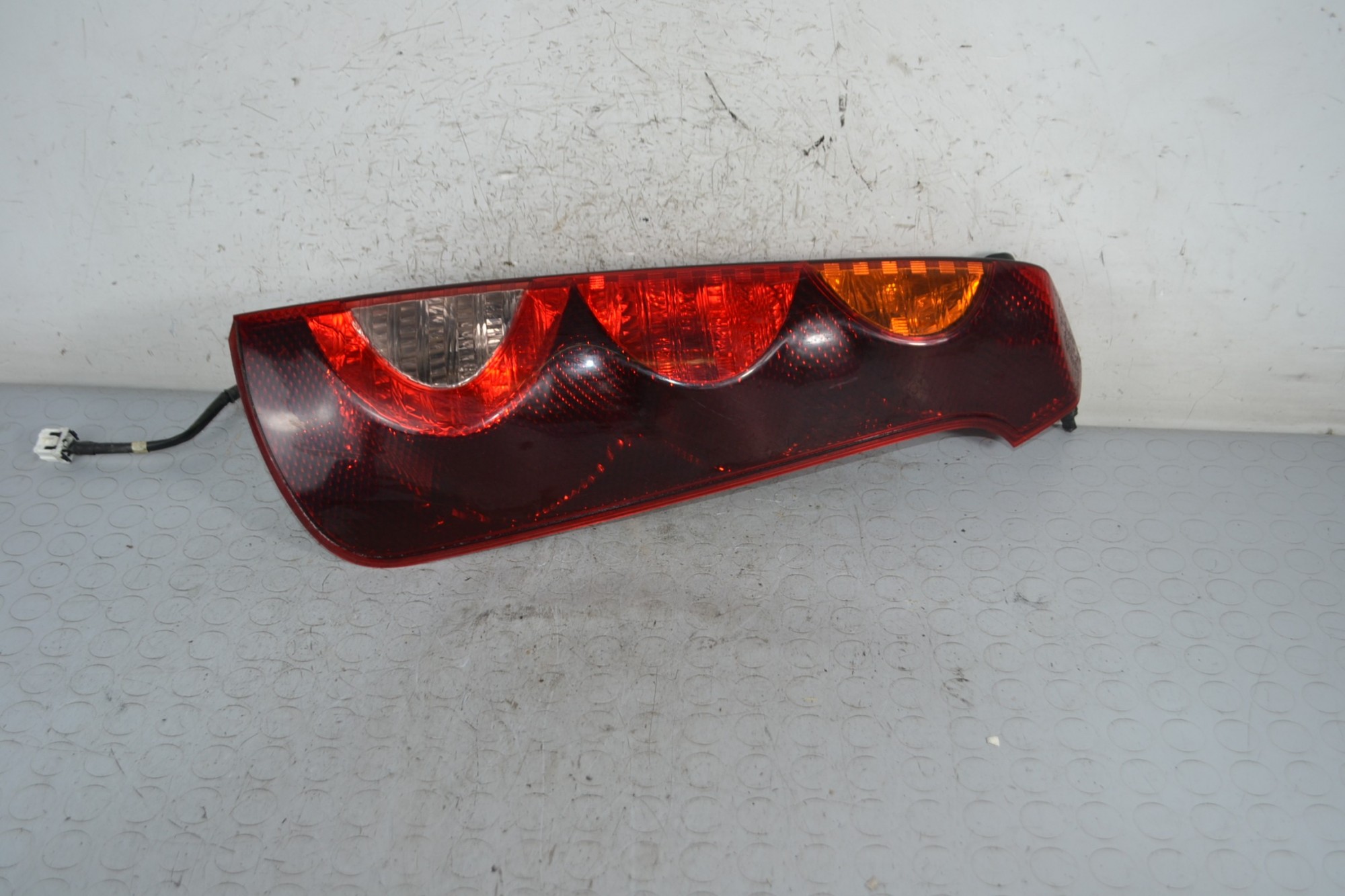 Fanale Stop Posteriore Inferiore DX Nissan Note dal 2004 al 2013 Cod 265509U000  1675241445225