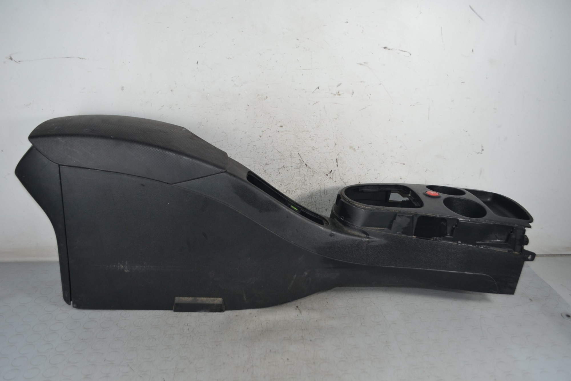 Bracciolo + tunnel centrale Seat Altea XL Dal 2006 al 2015 Cod 5P0864251-B  1675323625248