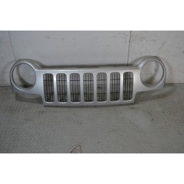 Griglia anteriore Jeep Cherokee Dal 2002 al 2006 Grigio argento  1675756891043