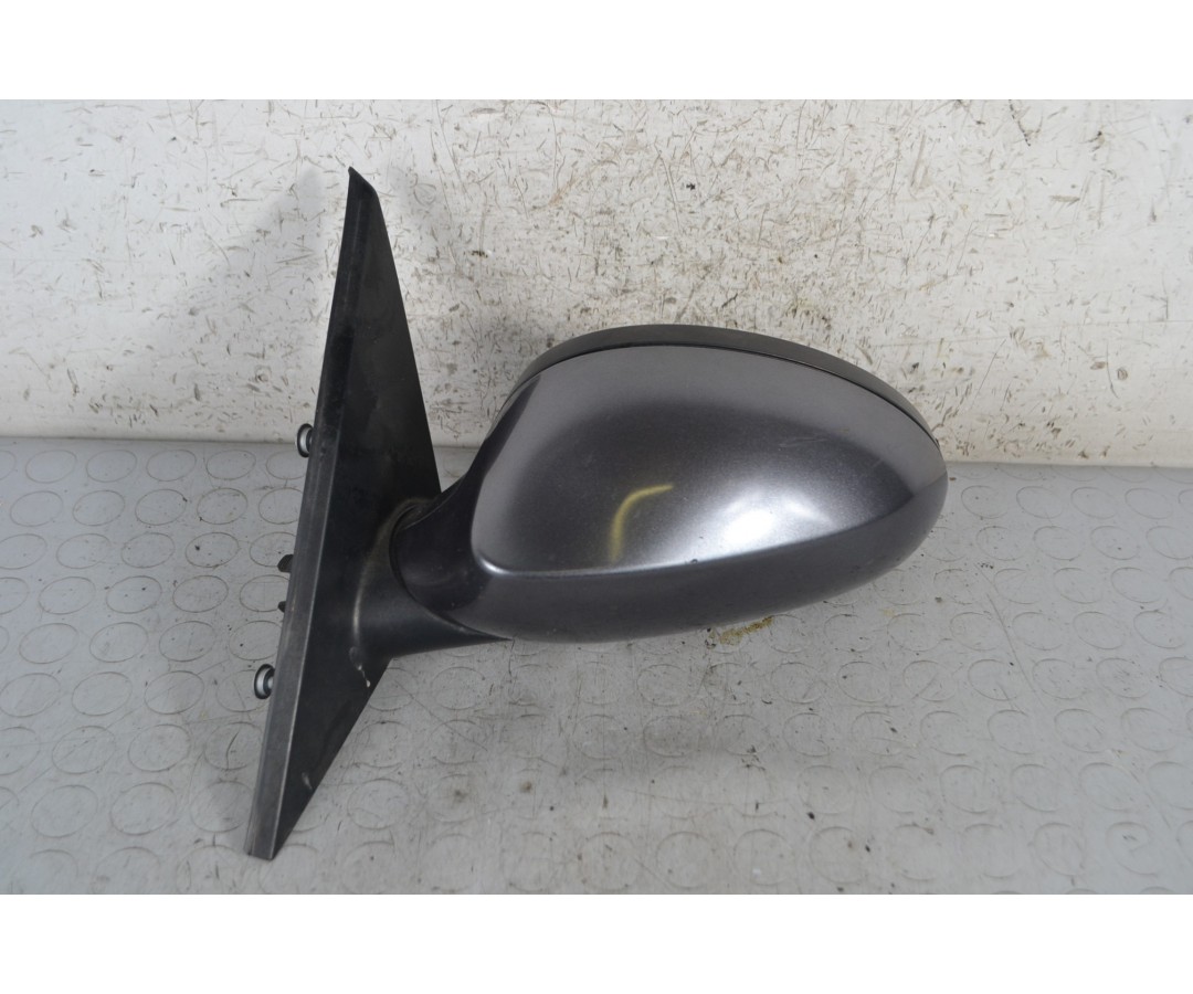 Specchietto retrovisore esterno SX Bmw Serie 1 E87 Dal 2004 al 2013 Cod 010803 1675841980799 Specchietto retrovisore esterno SX Bmw Serie 1 E87 Dal 2004 al 2013 Cod 010803 1675841980799