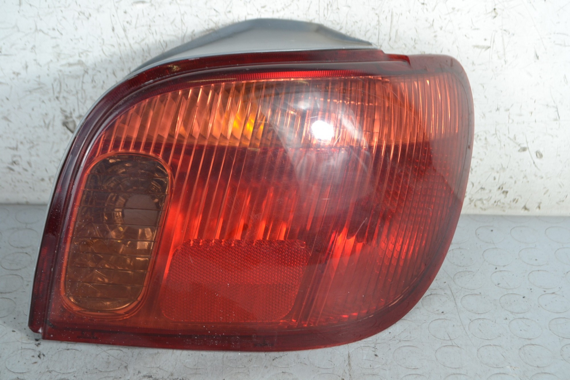 Fanale stop posteriore DX Toyota Yaris Restyling Dal 2003 al 2005 Cod 08-212-19H3R-F  1676303801898