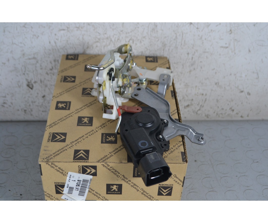 Serratura porta anteriore DX Citroen C1 Dal 2005 al 2014 Cod 9136.v1  1676476633258