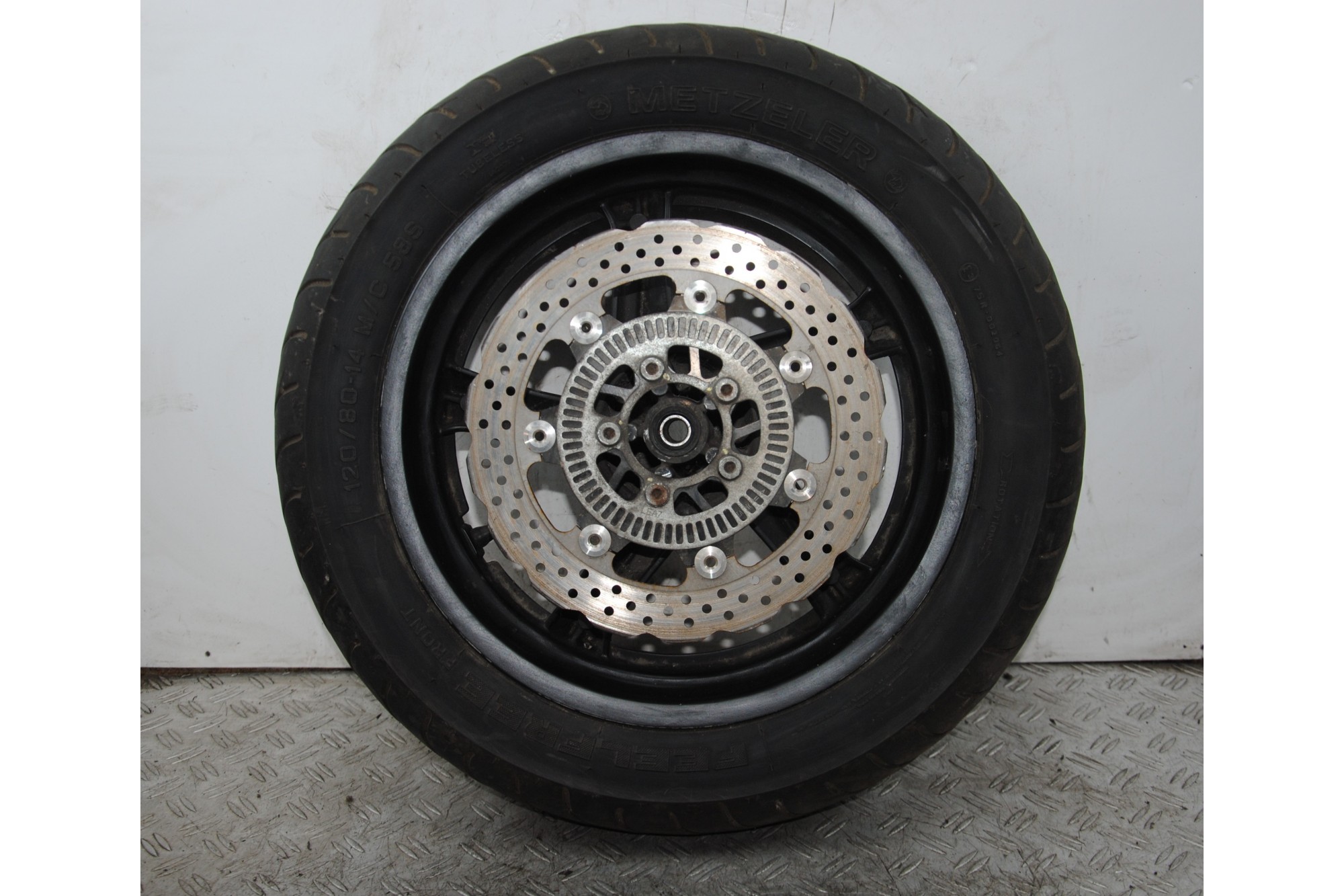 Cerchio Anteriore Kawasaki J300 ABS Dal 2014 Al 2016  1676560072727