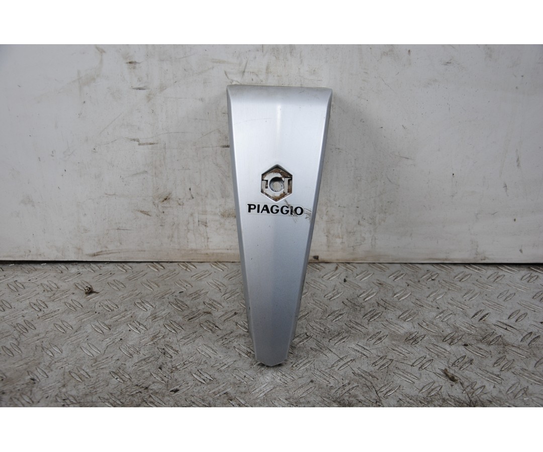 Carena Scudetto Piaggio Liberty 50 dal 2004 al 2016 1676623650381 Carena Scudetto Piaggio Liberty 50 dal 2004 al 2016 1676623650381
