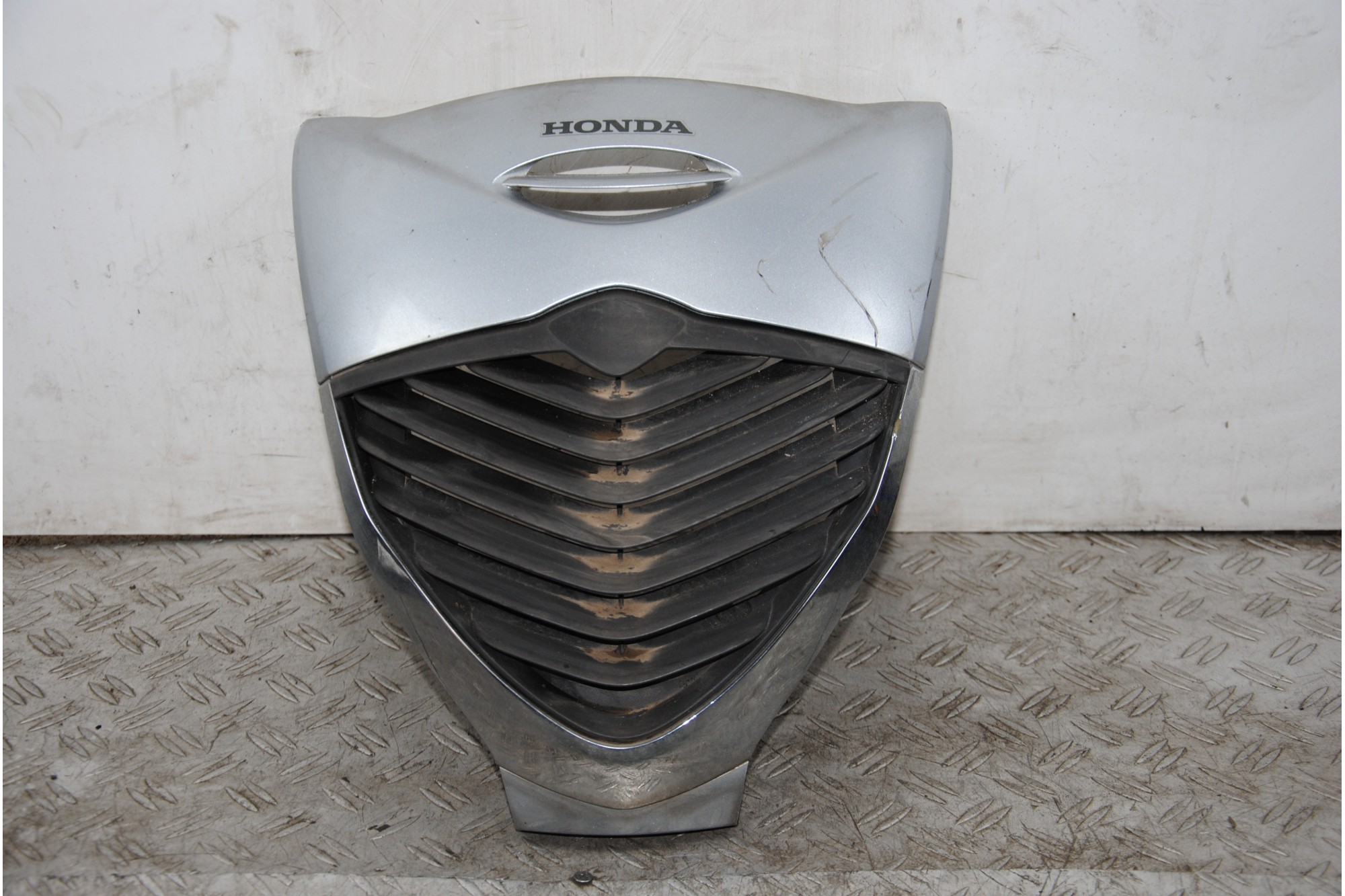 Carena Scudetto Anteriore Honda SH 125 / 150 dal 2005 al 2008  1676650418138