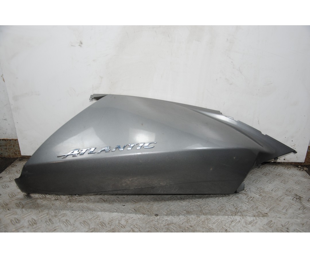 Carena Fianchetto Posteriore Destra DX Aprilia Atlantic 200 Dal 2002 al 2011  1676996439392