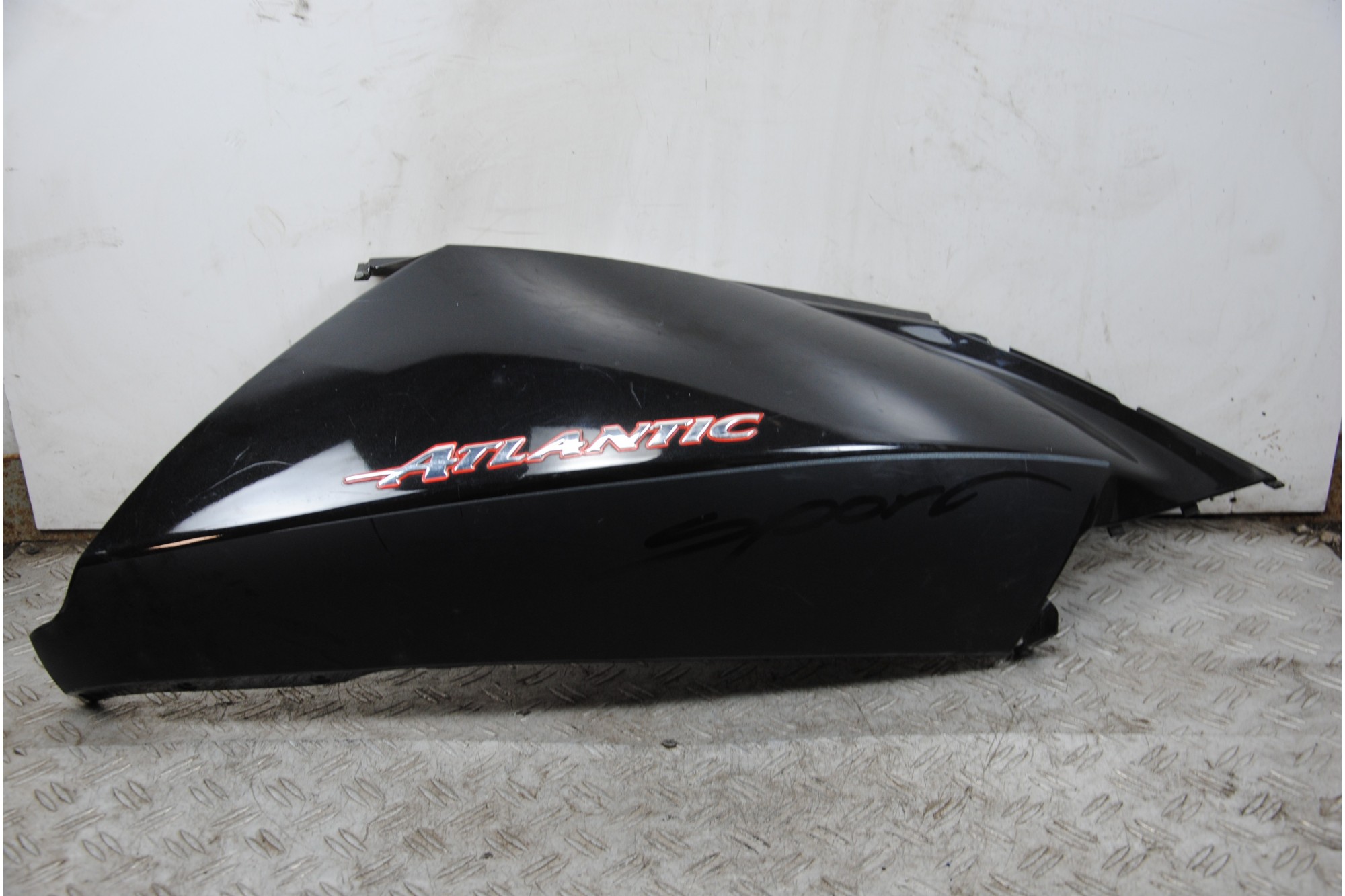 Carena Fianchetto Posteriore DX Aprilia Atlantic Sport 300 dal 2010 al 2013  1676996687656