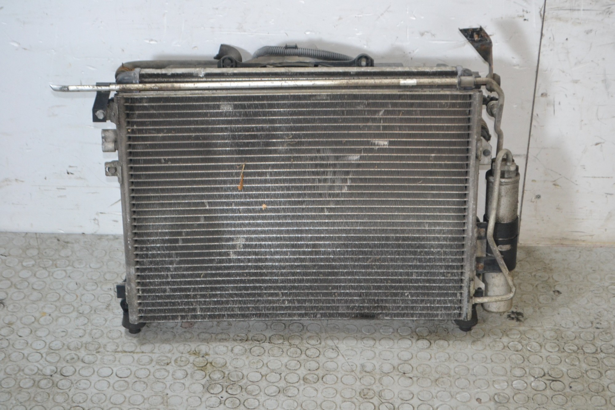 Radiatore acqua + elettroventola Renault Clio Dal 2005 al 2013 Cod 8200164413 1.2 benzina  1677226536942