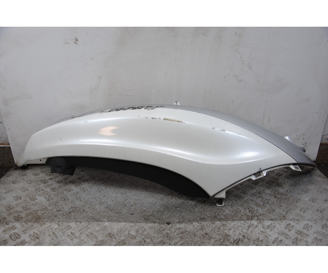 Carena Fianchetto Posteriore DX Piaggio Beverly 125 / 300 / 350 ST dal 2011 al 2018  1677658809072