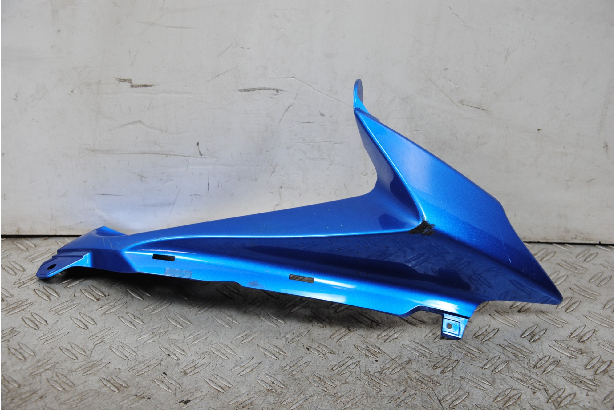 Carena Fianchetto Anteriore DX Suzuki GSX-R GSXR 600 dal 2008 al 2011 COD : 94672-37h0  1677750851856
