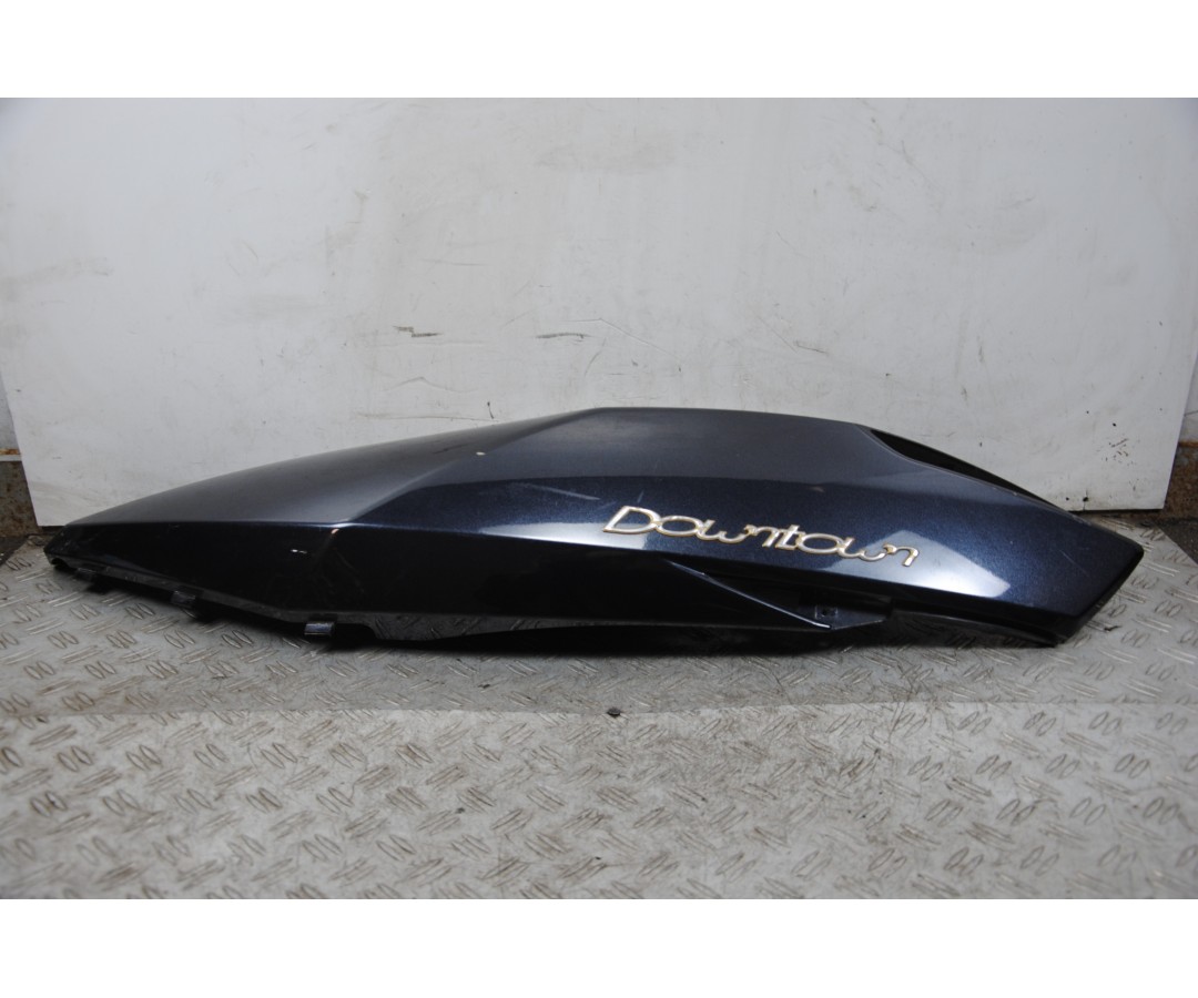 Carena fianchetto codone posteriore SX Kymco Downtown 300 IE Dal 2009 al 2017 1678092183407 Carena fianchetto codone posteriore SX Kymco Downtown 300 IE Dal 2009 al 2017 1678092183407