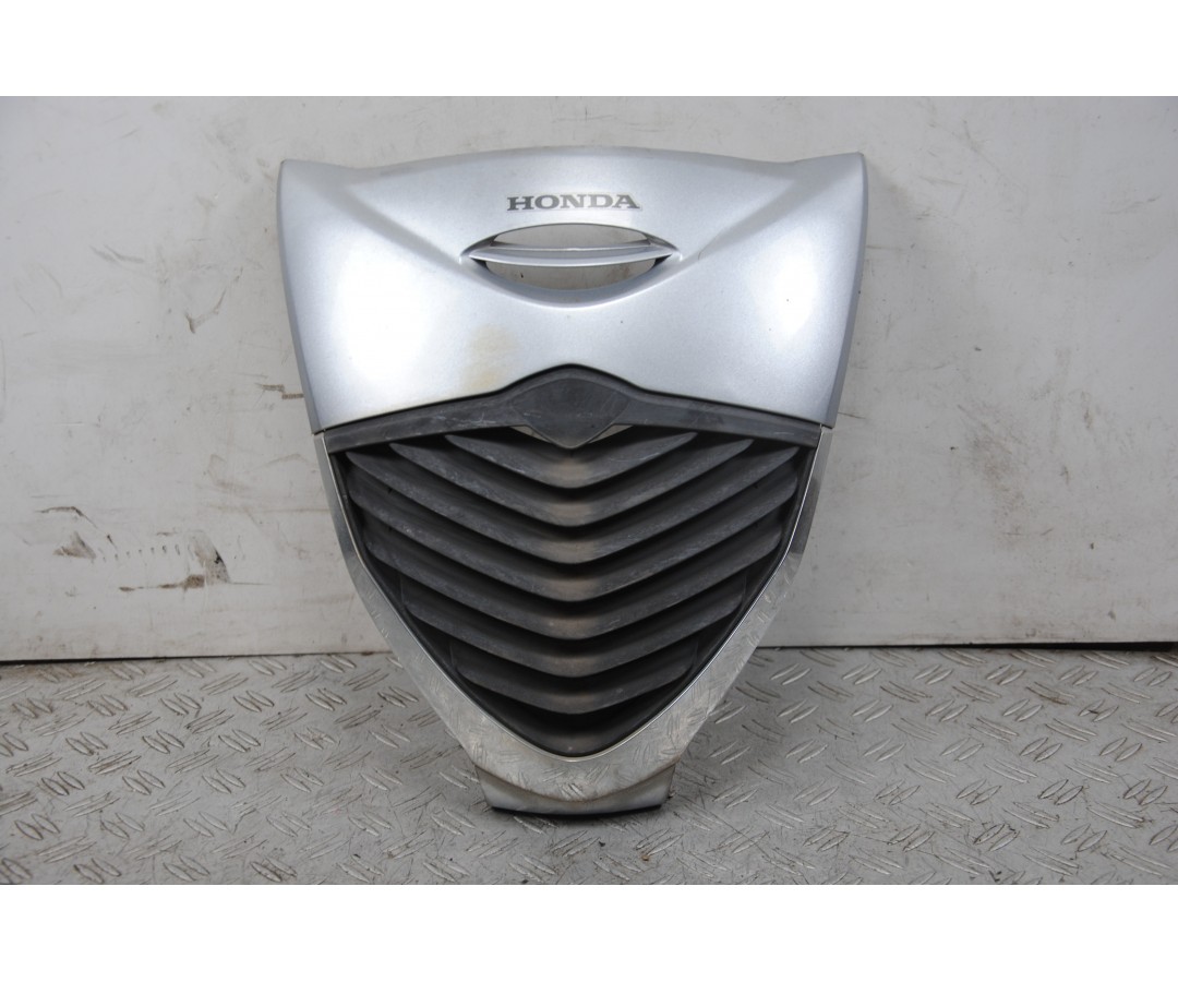 Carena Scudetto Anteriore Honda SH 125 / 150 dal 2005 al 2008 1678263209899 Carena Scudetto Anteriore Honda SH 125 / 150 dal 2005 al 2008 1678263209899