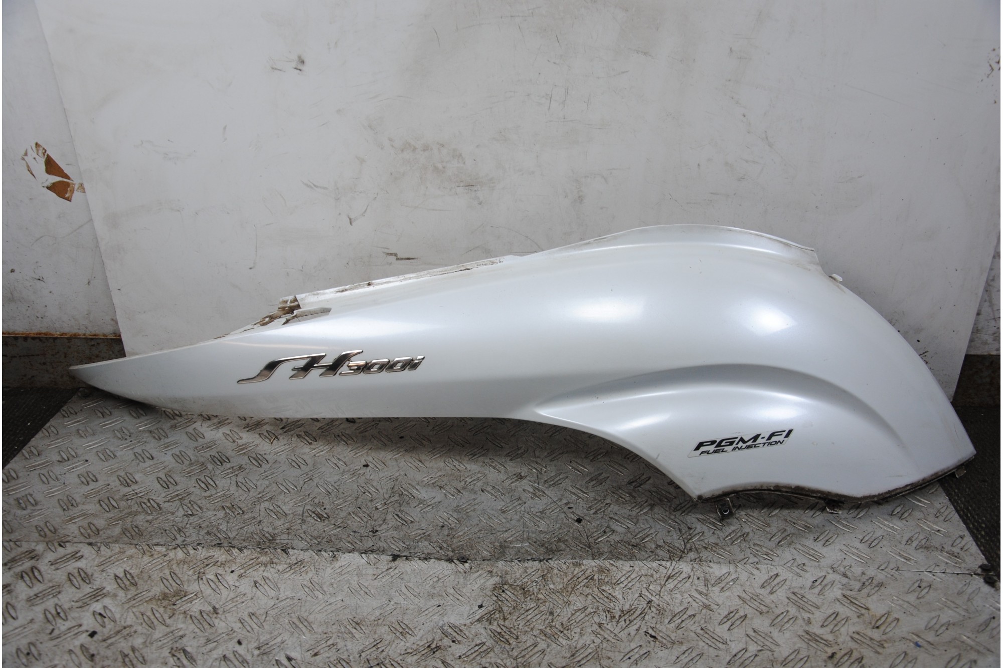 Carena Fianchetto Posteriore Destro Honda Sh 300 Dal 2006 al 2010  1678268830364