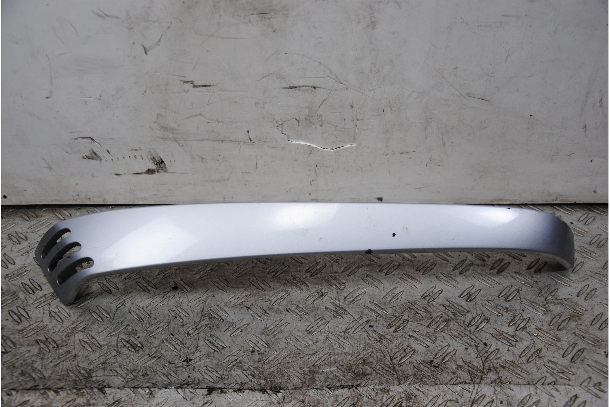 Carena Fianchetto Inferiore Sinistro Piaggio Vespa LX 150 Dal 2005 al 2011  1678269569607