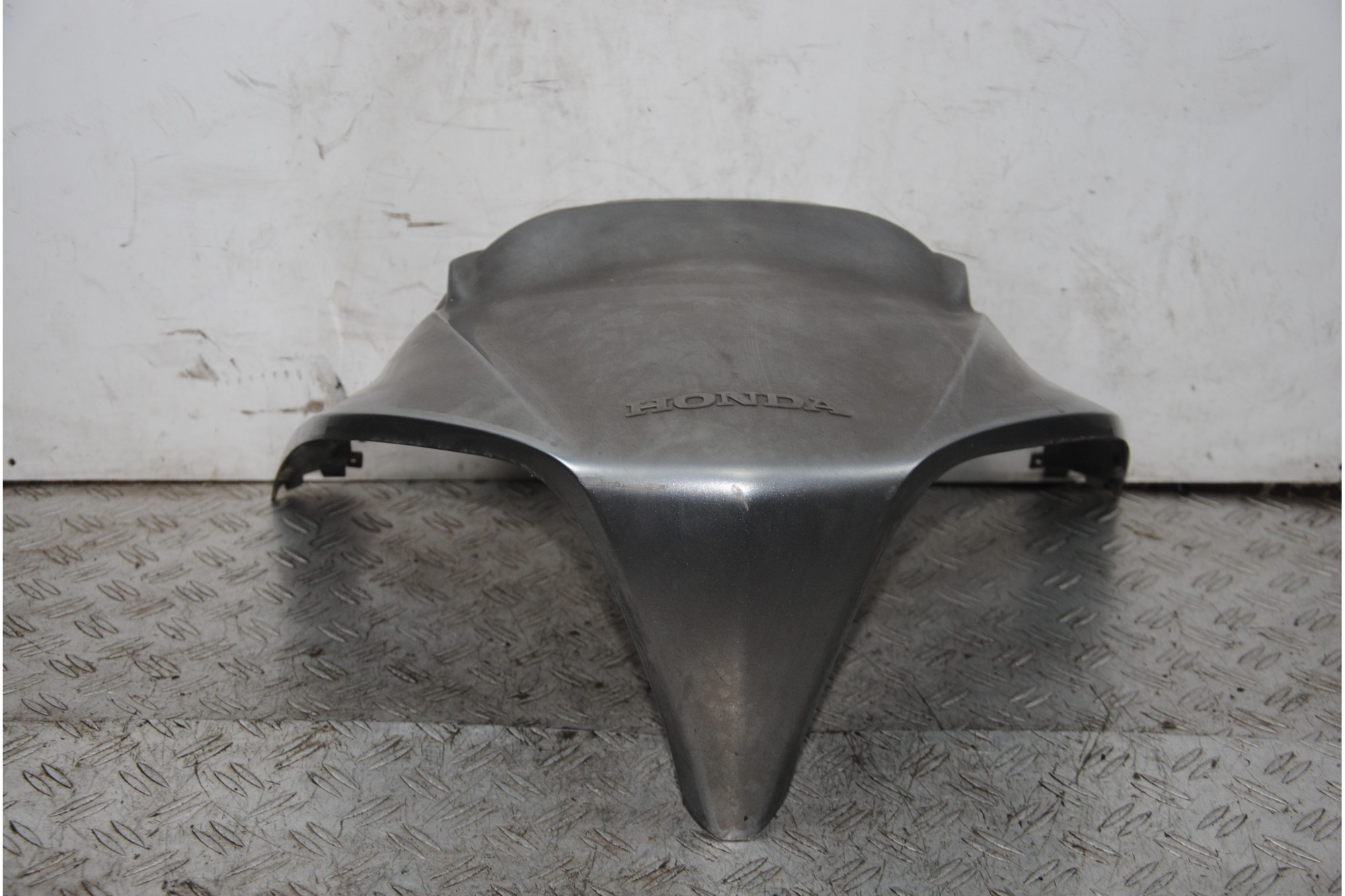 Carena Codone Posteriore Honda SW-T 400 / 600 dal 2008 al 2016  1678376065559