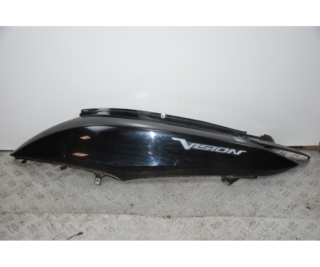 Carena Fianchetto Posteriore Sinistro Honda Vision 50 / 110 Dal 2011 al 2017 1678443274839 Carena Fianchetto Posteriore Sinistro Honda Vision 50 / 110 Dal 2011 al 2017 1678443274839