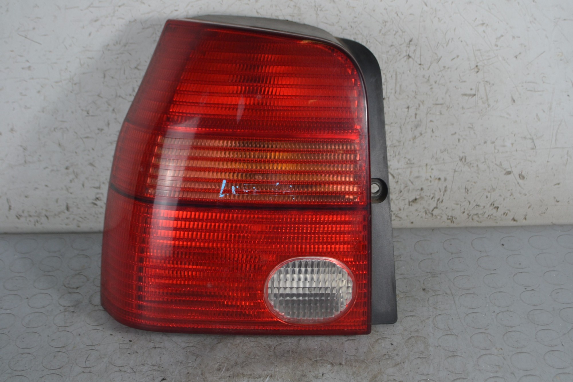 Fanale Stop Posteriore SX Volkswagen Lupo dal 1998 al 2005 Cod 38030748  1678460536002