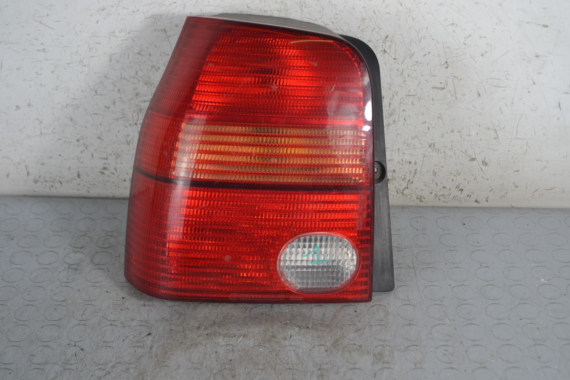 Fanale Stop posteriore SX Seat Arosa Dal 1997 al 2004 Cod 38030748  1678461776797