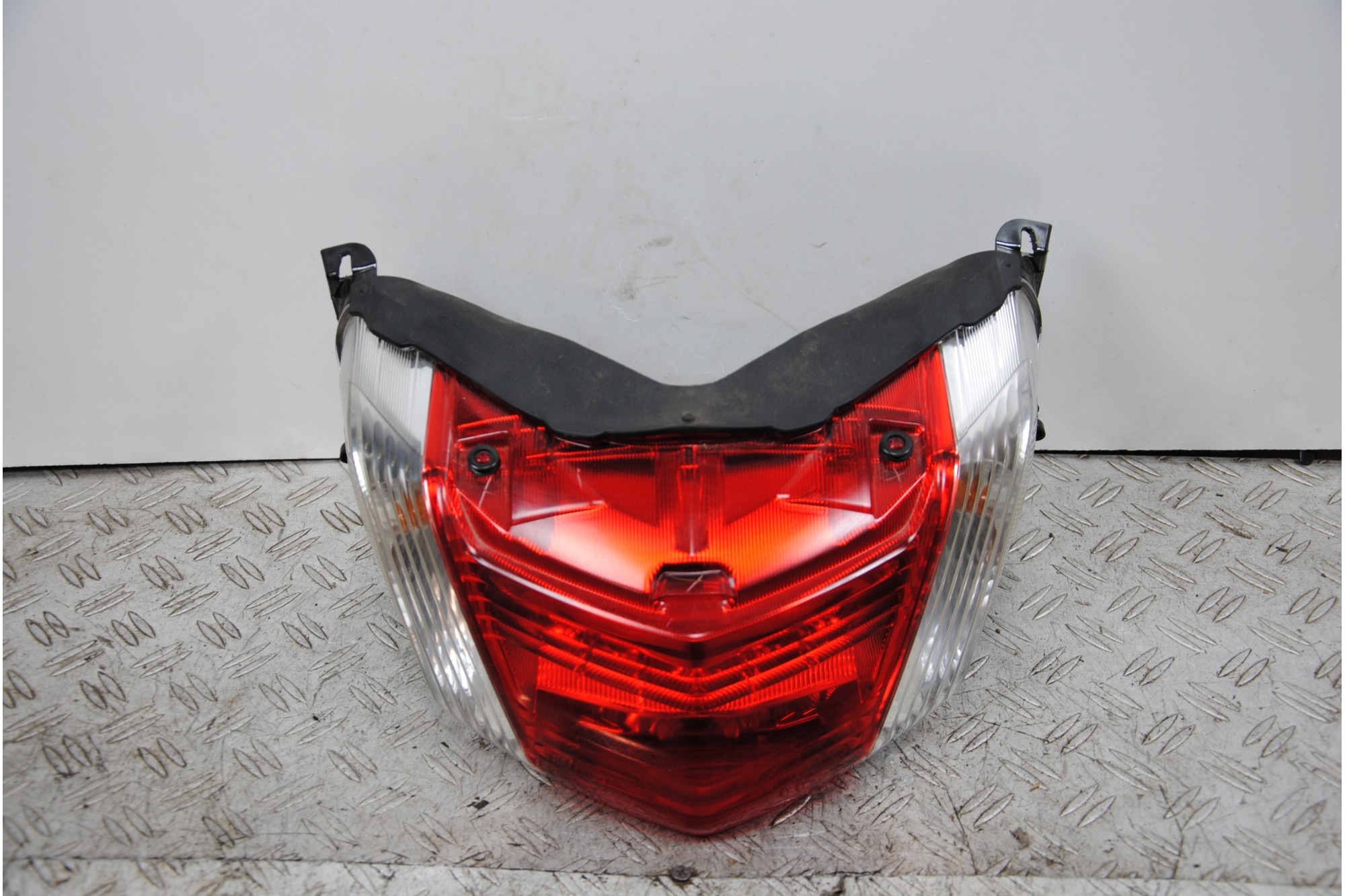 Fanale Stop Posteriore Yamaha N-max Nmax 125 / 155 dal 2017 in poi  1678794545893