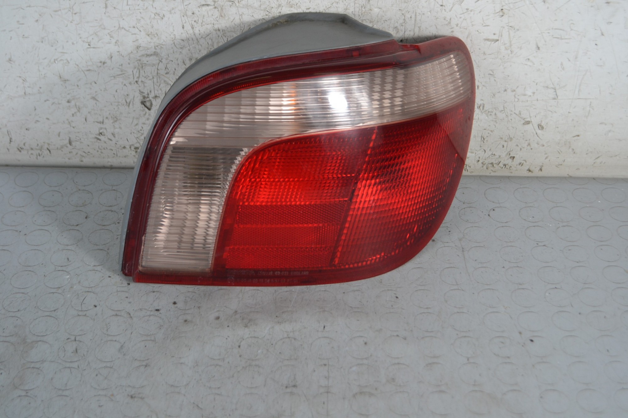 Fanale Stop Posteriore DX Toyota Yaris dal 1999 al 2005 Cod 8155052130  1679048551189