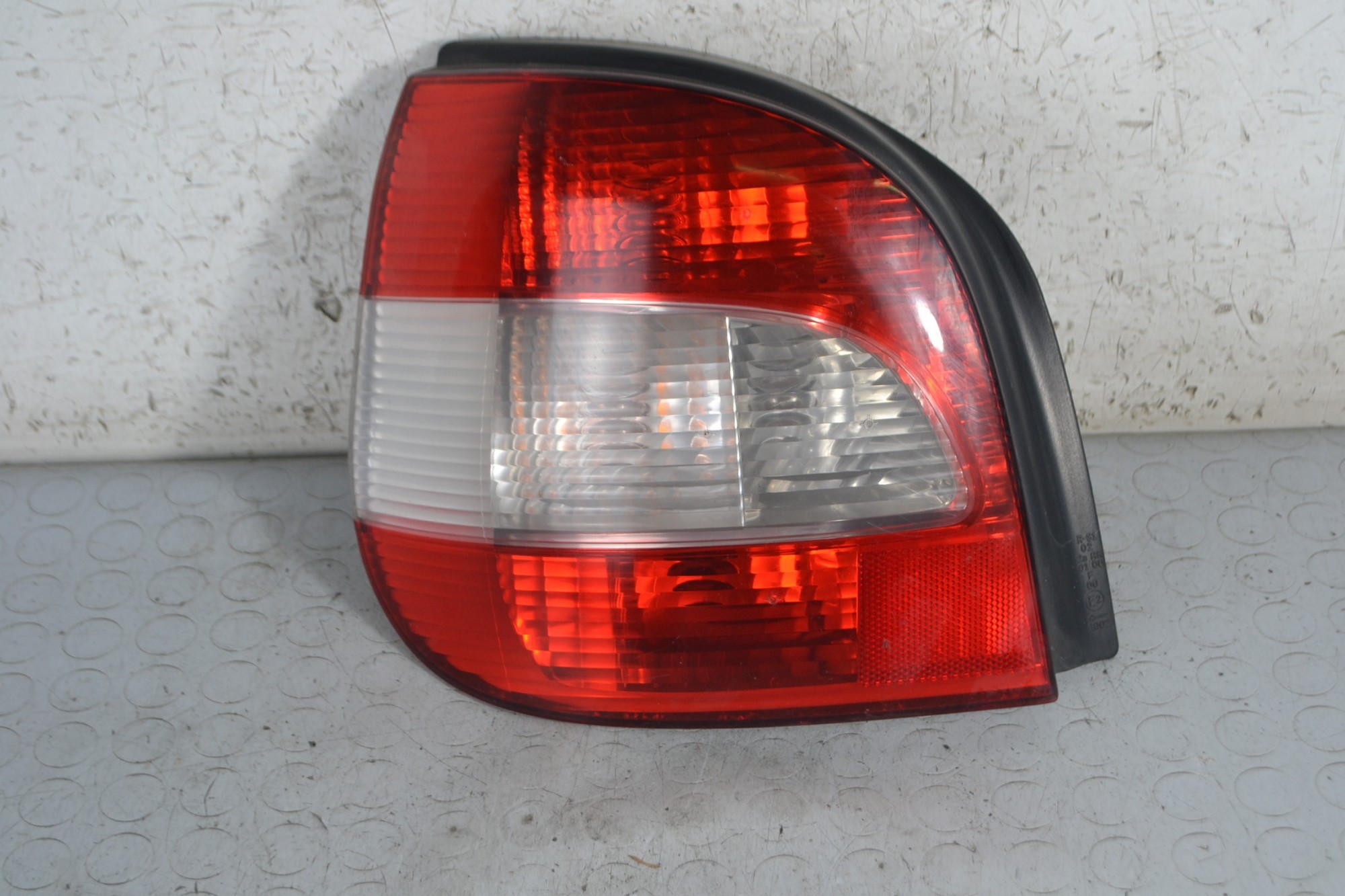 Fanale stop posteriore SX Renault Scenic I Dal 1999 al 2003 Cod 7700428054  1679058767075