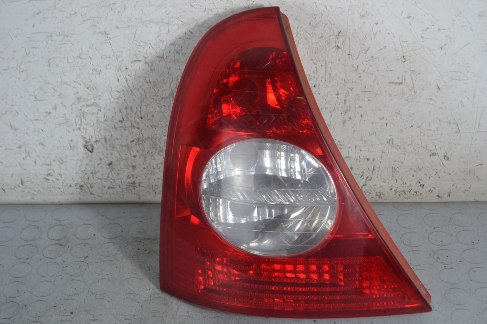 Fanale stop posteriore SX Renault Clio II Dal 1998 al 2012 Cod 8200071413 Senza portalampada  1679061153506