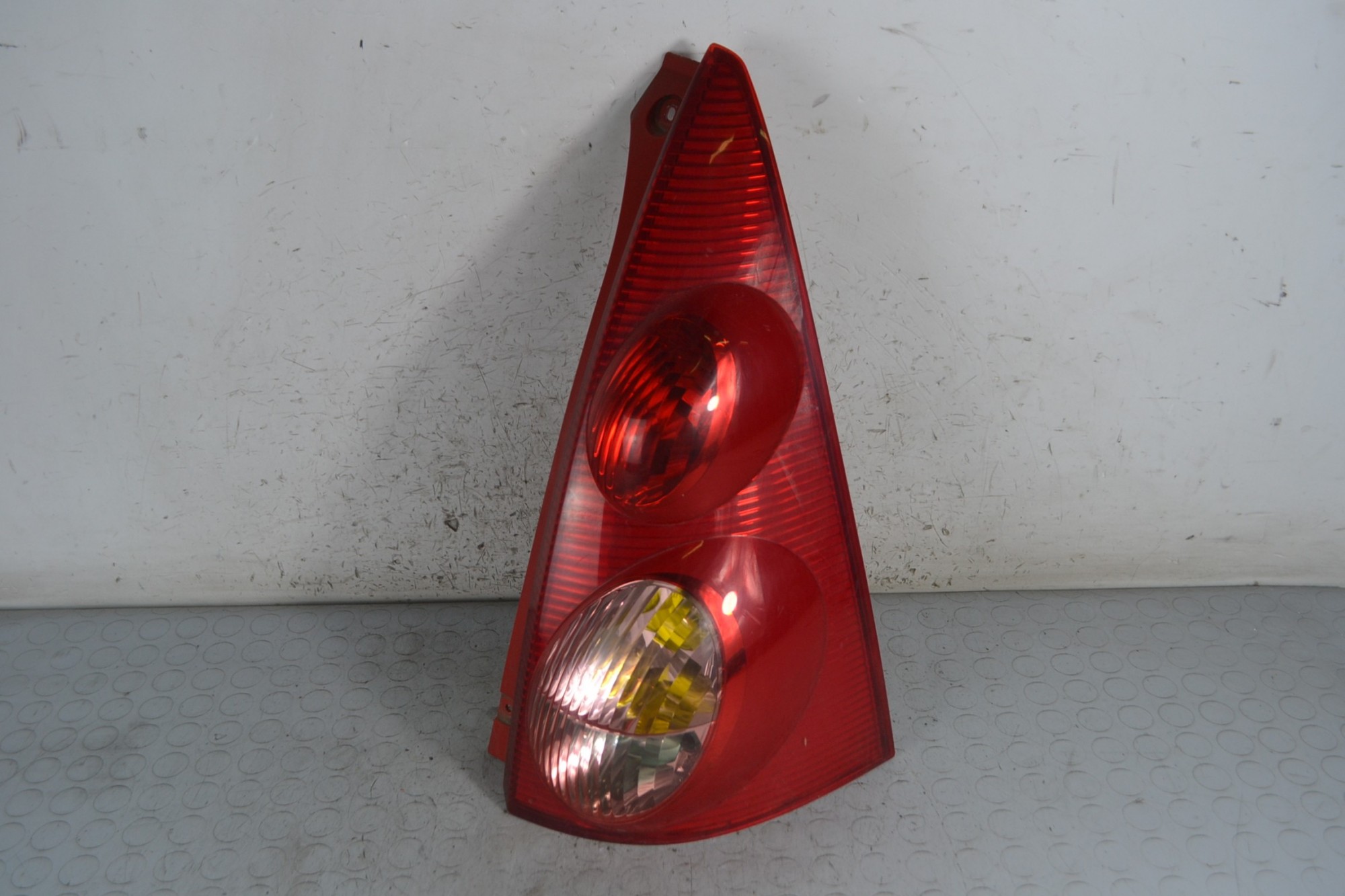Fanale stop posteriore DX Peugeot 107 Dal 2005 al 2014 Cod 91550-0H040  1679302359728