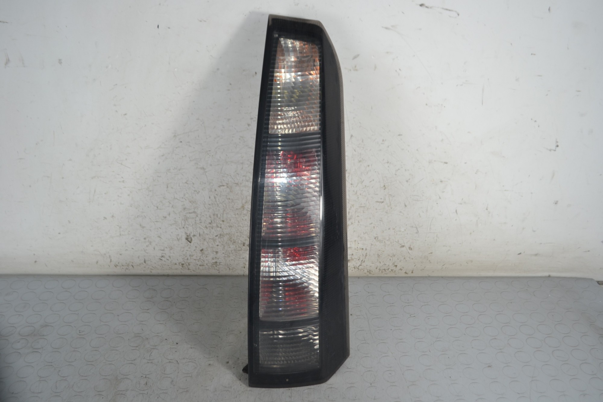 Fanale Stop Posteriore DX Opel Meriva A dal 2003 al 2010 Cod 93187879  1679311164474